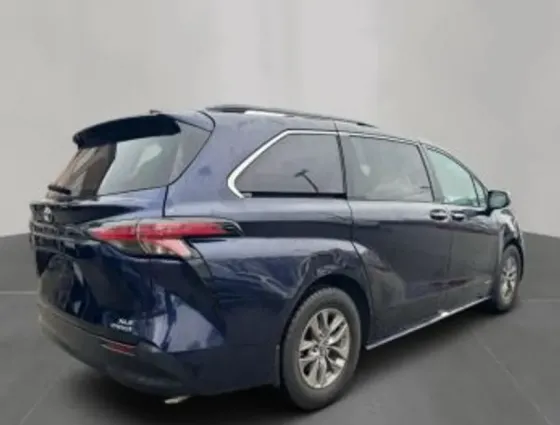 Toyota Sienna 2021 თბილისი