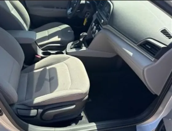 Hyundai Elantra 2020 თბილისი