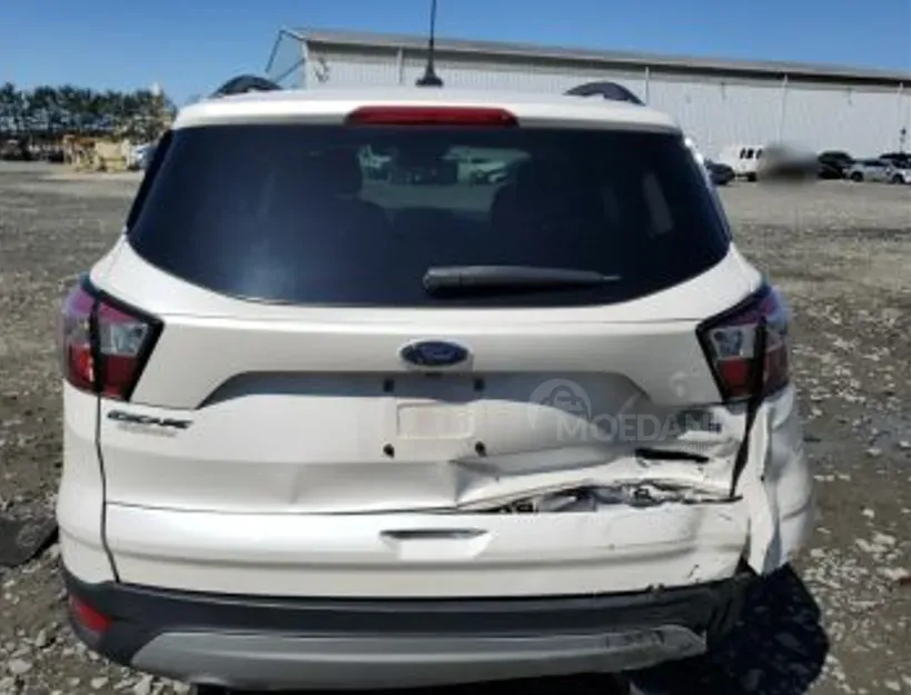Ford Escape 1.5L 2018 Тбилиси - изображение 5