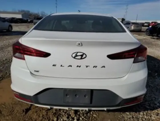 Hyundai Elantra 2019 Тбилиси