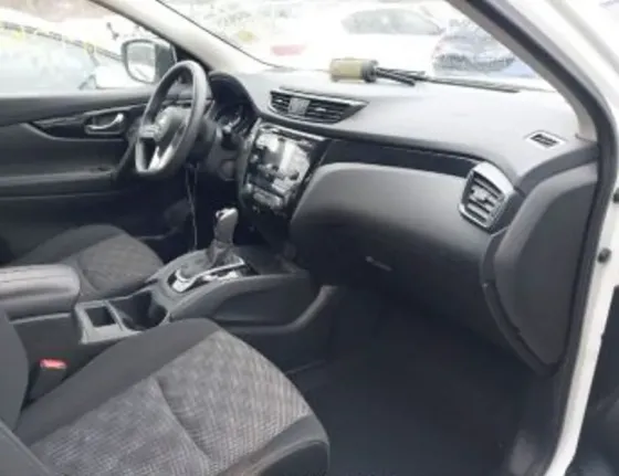 Nissan Rogue 2017 Тбилиси
