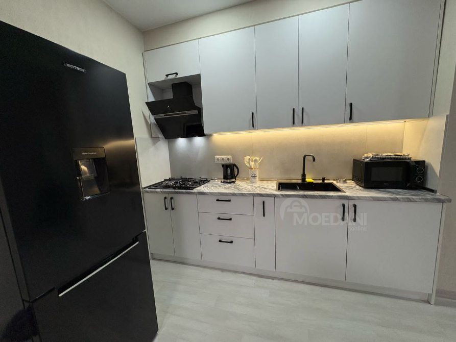 Apartments For Rent three-room 70м² 2/11 floor Batumi - photo 11