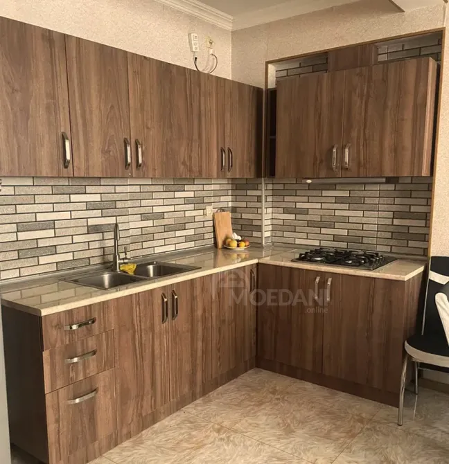 Сдам 2-комн. квартиру 45м² 5/9 эт. Тбилиси - изображение 1