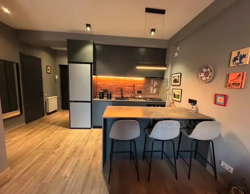 ქირავდება 2 ოთახიანი ბინა 60მ² 9/17 სართ თბილისი - photo 1