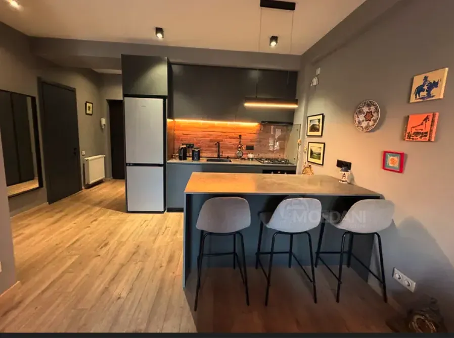 ქირავდება 2 ოთახიანი ბინა 70მ² 5/9 სართ თბილისი - photo 3