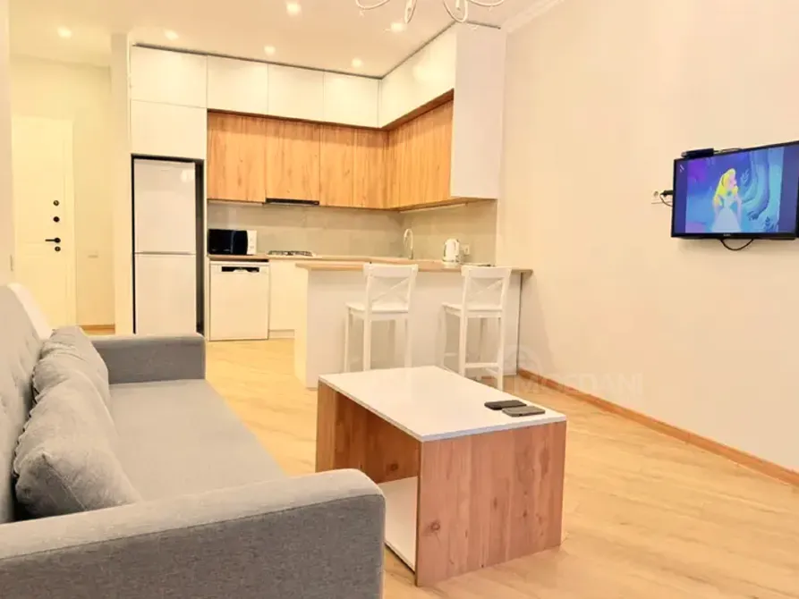 ქირავდება 2 ოთახიანი ბინა 70მ² 3/11 სართ თბილისი - photo 2