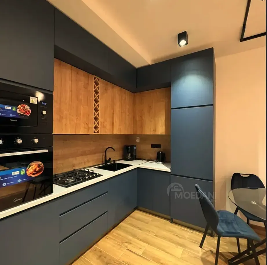 ქირავდება 2 ოთახიანი ბინა 62მ² 10/15 სართ თბილისი - photo 1