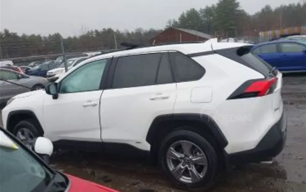 Toyota RAV4 2.5L 2024 Тбилиси - изображение 5