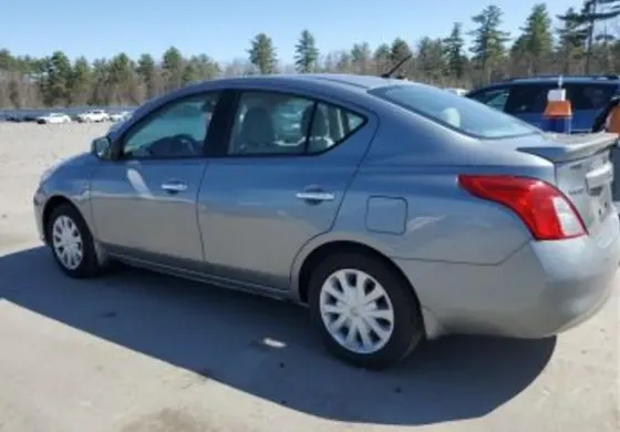 Nissan Versa 2014 Tbilisi