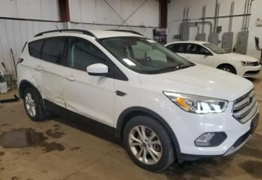 Ford Escape 1.5L 2018 Тбилиси - изображение 6