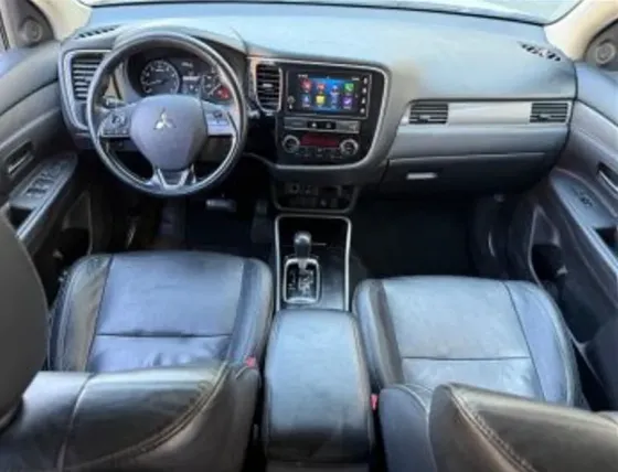 Mitsubishi Outlander 2019 Тбилиси