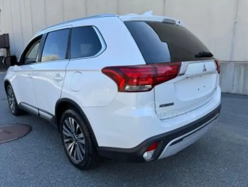 Mitsubishi Outlander 2019 თბილისი - photo 3