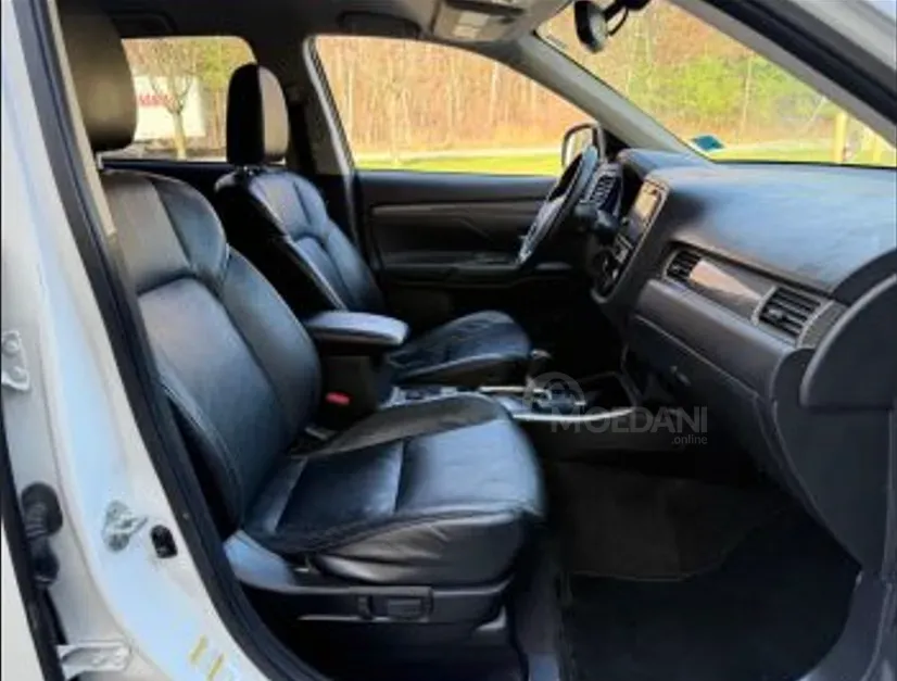 Mitsubishi Outlander 2019 თბილისი - photo 4