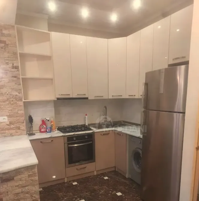 ქირავდება 3 ოთახიანი ბინა 60მ² 4/10 სართ თბილისი - photo 1