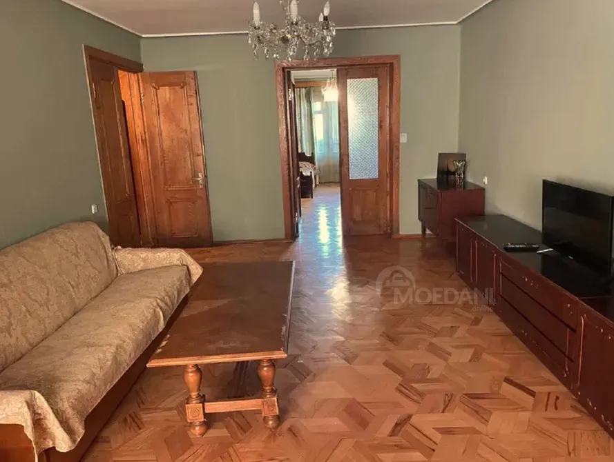 Сдам 4-комн. квартиру 70м² 4/9 эт. Тбилиси - изображение 1