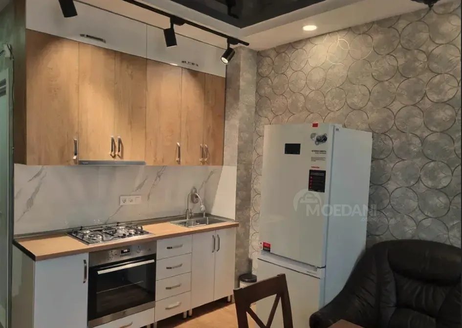 ქირავდება 3 ოთახიანი ბინა 70მ² 5/12 სართ თბილისი - photo 1