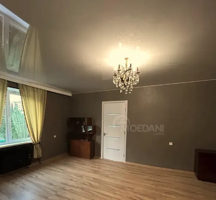 Сдам 2-комн. квартиру 45м² 4/15 эт. Тбилиси - изображение 4