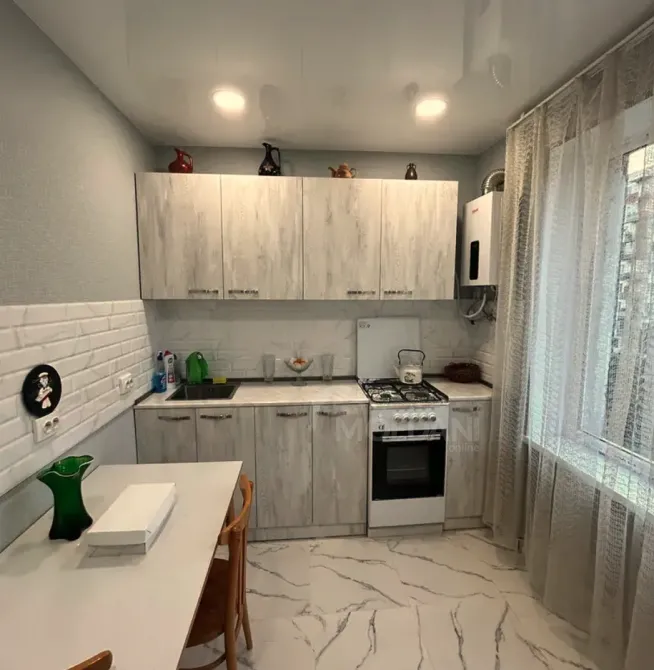 Сдам 2-комн. квартиру 45м² 4/15 эт. Тбилиси - изображение 3