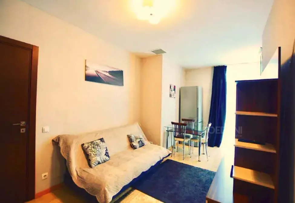 ქირავდება 2 ოთახიანი ბინა 45მ² 5/8 სართ თბილისი - photo 1