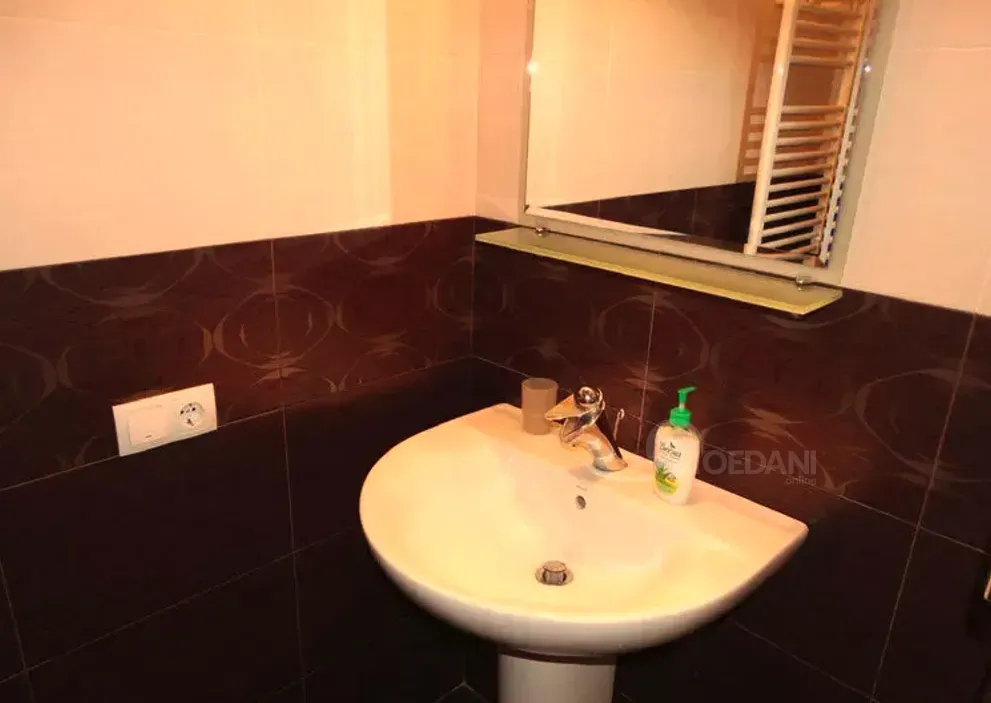 ქირავდება 2 ოთახიანი ბინა 45მ² 5/8 სართ თბილისი - photo 6