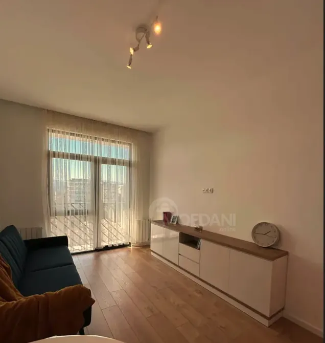 ქირავდება 2 ოთახიანი ბინა 45მ² 6/7 სართ თბილისი - photo 4