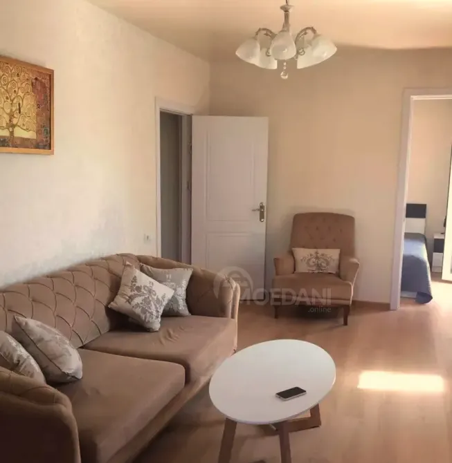 ქირავდება 2 ოთახიანი ბინა 55მ² 8/9 სართ თბილისი - photo 1