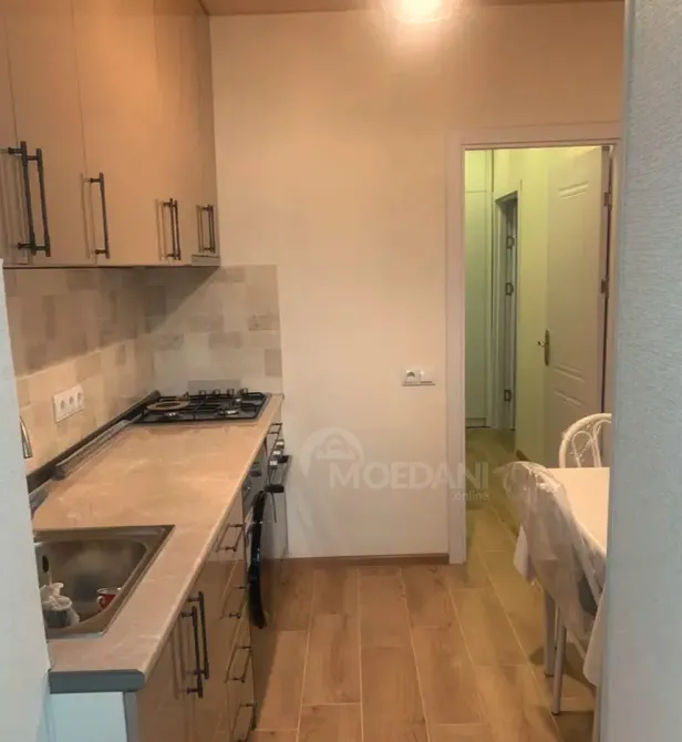 ქირავდება 2 ოთახიანი ბინა 55მ² 8/9 სართ თბილისი - photo 2