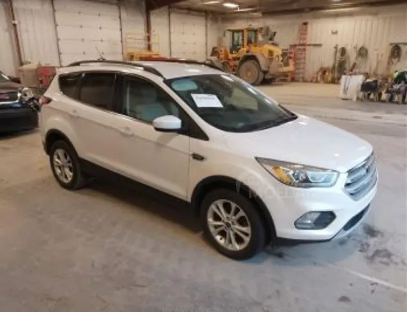 Ford Escape 1.5L 2018 Тбилиси - изображение 2