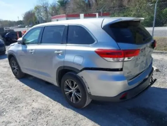 Toyota Highlander 2017 Tbilisi