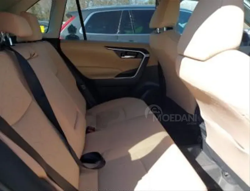 Toyota RAV4 2.5L 2022 Тбилиси - изображение 4