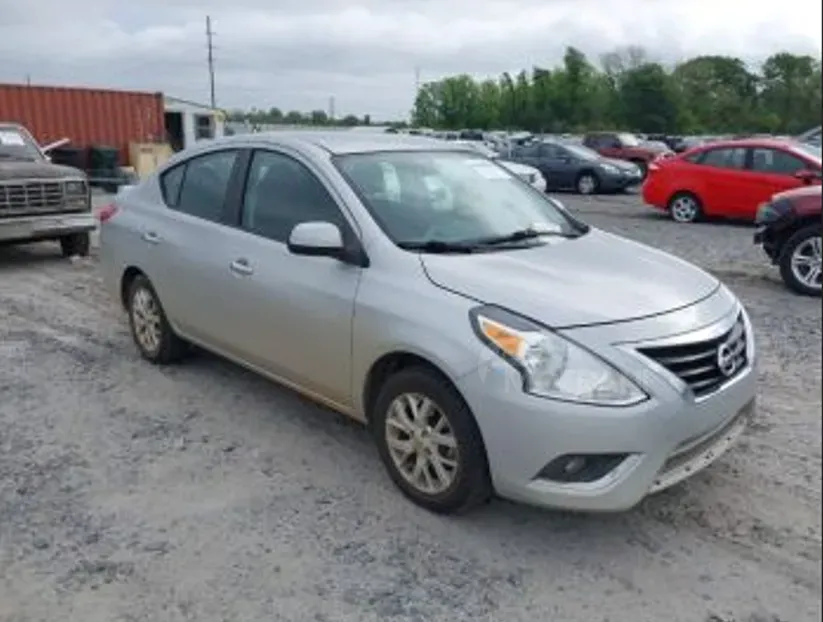 Nissan Versa 2018 Тбилиси - изображение 2