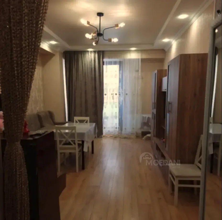 ქირავდება 2 ოთახიანი ბინა 60მ² 2/8 სართ თბილისი - photo 1