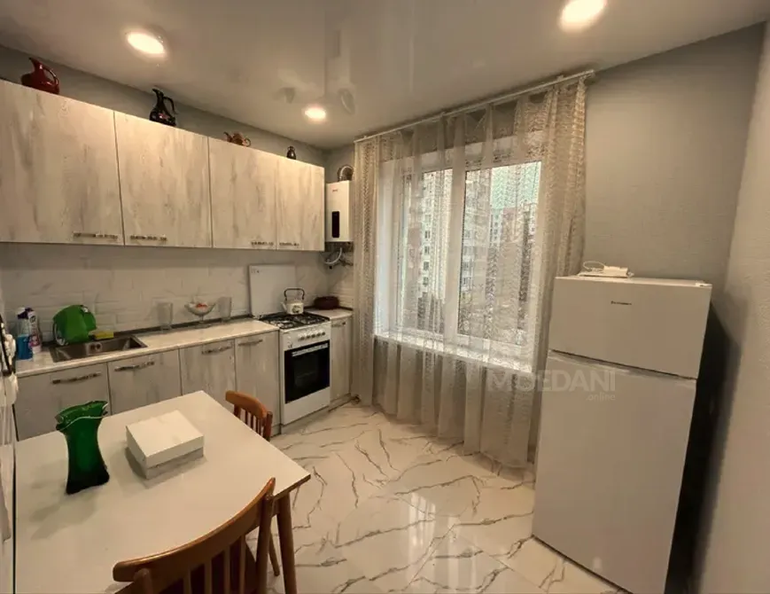 Сдам 2-комн. квартиру 50м² 4/9 эт. Тбилиси - изображение 1