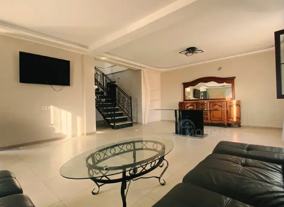 Сдам Дом 180м² Тбилиси - изображение 1