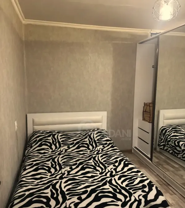 ქირავდება 2 ოთახიანი ბინა 26მ² 5/8 სართ თბილისი - photo 2