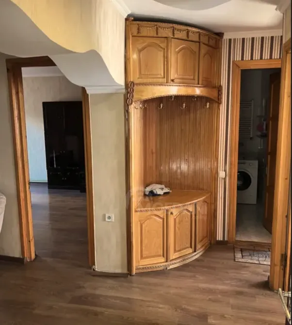 ქირავდება 4 ოთახიანი ბინა 105მ² 4/8 სართ თბილისი - photo 2