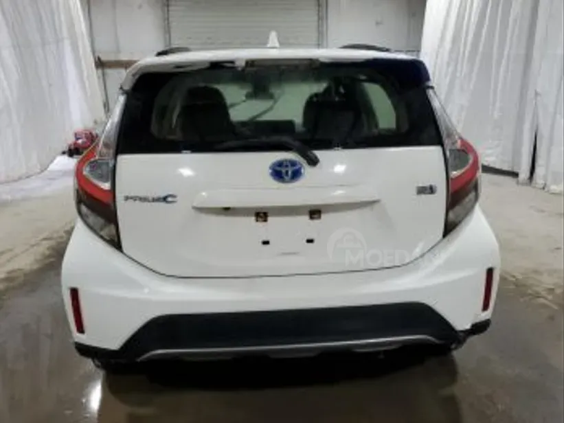 Toyota Prius 1.5L 2018 Тбилиси - изображение 4