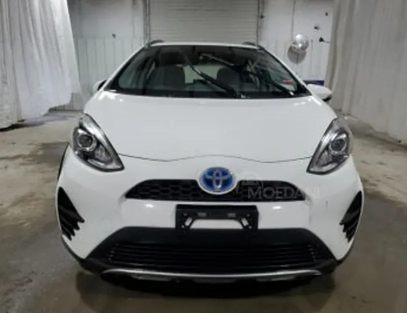 Toyota Prius 1.5L 2018 Тбилиси - изображение 1