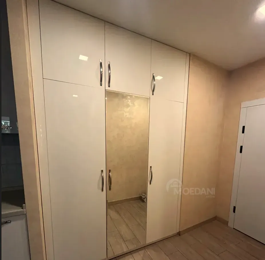 Apartments For Sale two-room 81м² 3/32 floor Tbilisi - photo 4