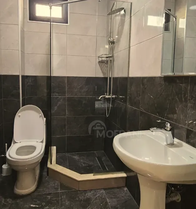 Იყიდება 10+ ოთახიანი სასტუმრო ბათუმში ბათუმი - photo 3