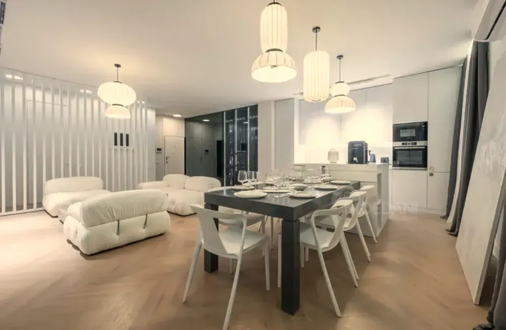 იყიდება 3 ოთახიანი ბინას 127მ² 16/31 სართ თბილისი - photo 13