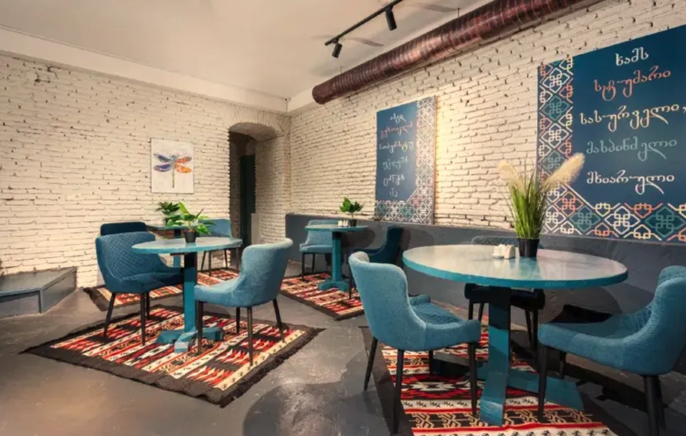 8-room hotel for sale in Sololaki Tbilisi - photo 10