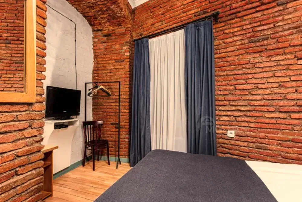 8-room hotel for sale in Sololaki Tbilisi - photo 6