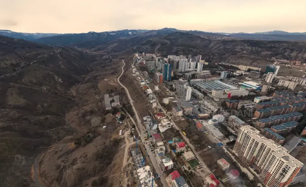 იყიდება მიწის ნაკვეთი 8125м² თბილისი - photo 1