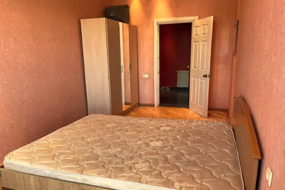 იყიდება 3 ოთახიანი ბინას 230მ² 12/12 სართ თბილისი - photo 6