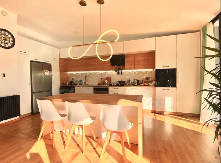 Apartments For Sale four-room 178м² 6/6 floor Tbilisi - photo 7