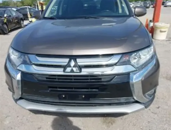 Mitsubishi Outlander 2016 Тбилиси
