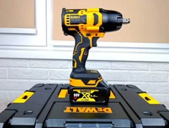 Ქანჩდამჭერი ელემენტზე Dewalt თბილისი