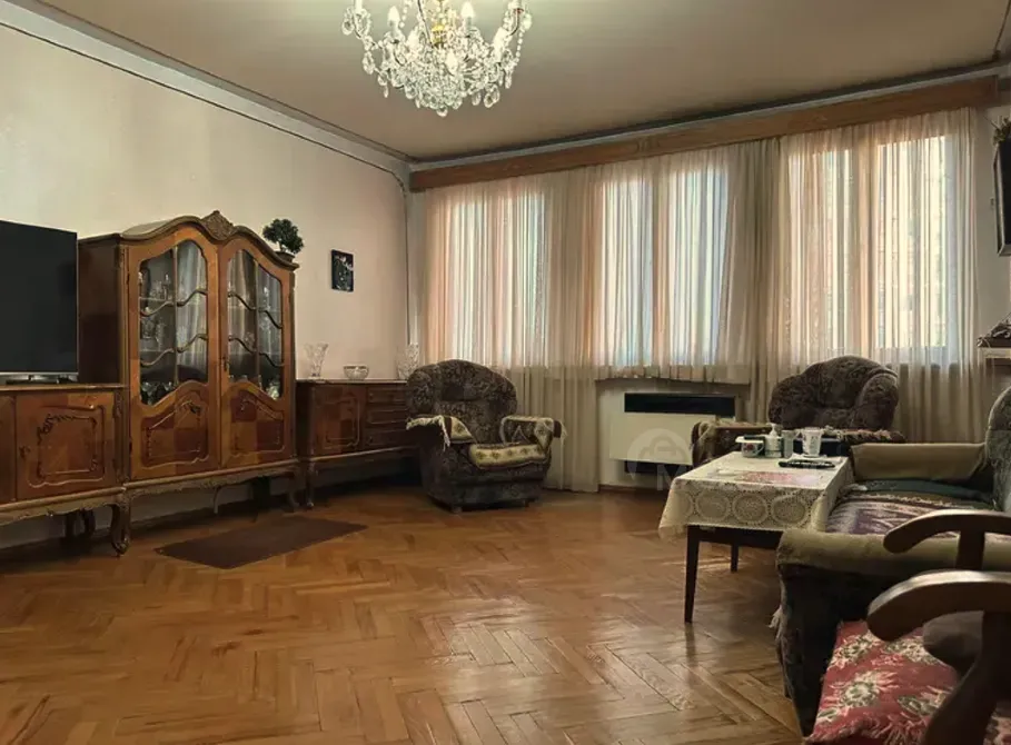 იყიდება 5 ოთახიანი ბინას 107მ² 4/9 სართ თბილისი - photo 1