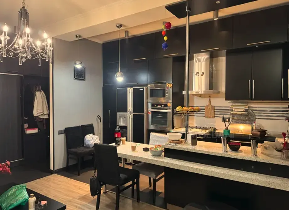 იყიდება 2 ოთახიანი ბინას 57მ² 1/9 სართ თბილისი - photo 1